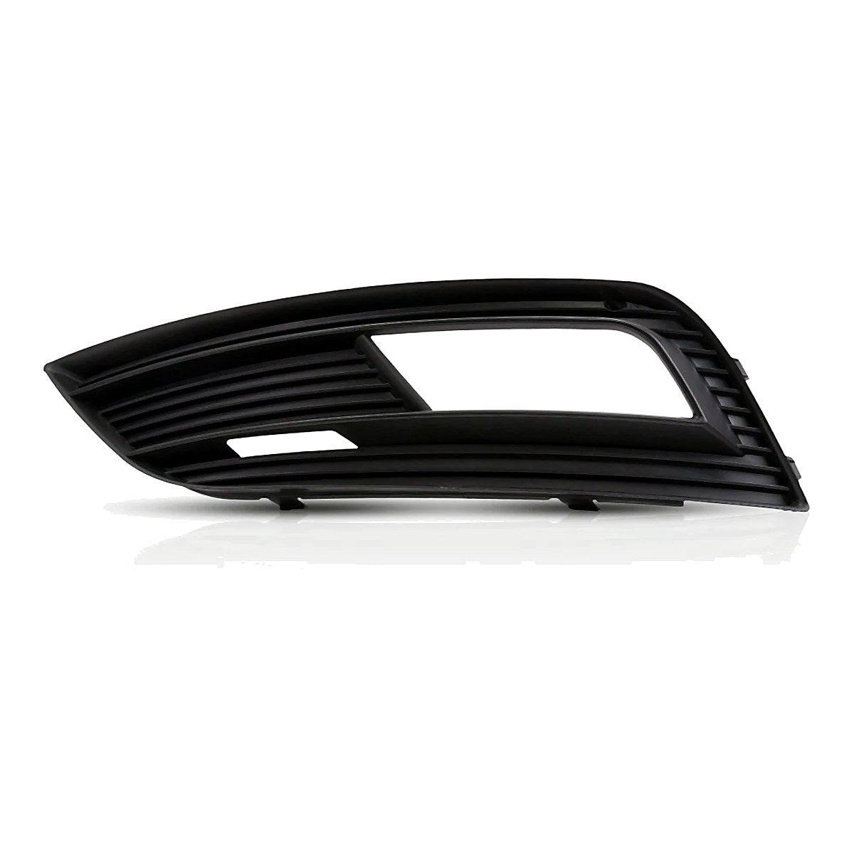 2013-2016 Audi A4 Front Driver Side Fog Lamp, au1038120. Front view.