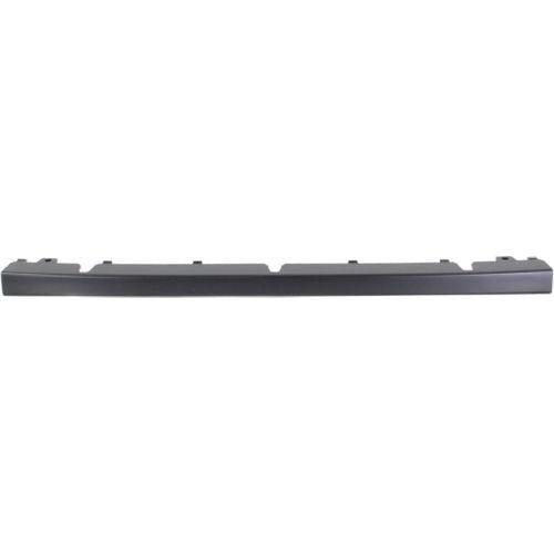 2009-2012 Audi Q5 Bumper Moulding Front Center , AU1044100. Angle view for visual reference.