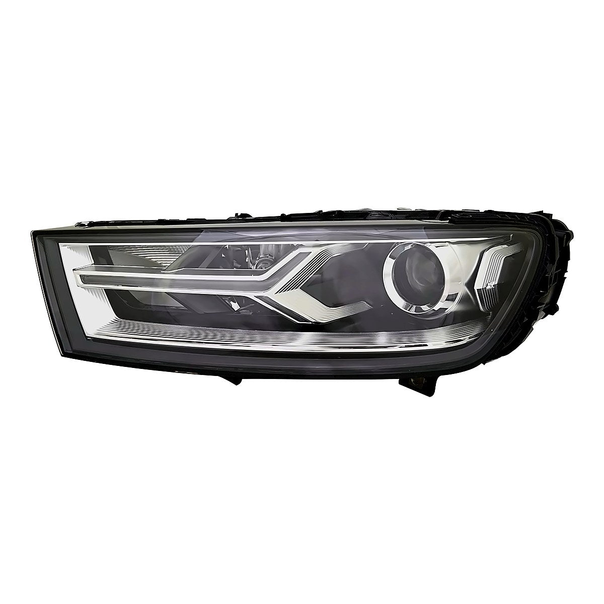 2017-2019 Audi Q7 Driver Side Head Lamp, au2502201. Front view.