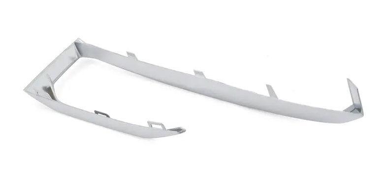2019-2023 Bmw X5 Fog Lamp Trim Front Passenger Side Chrome/Silver Without M-Pkg , BM1047151. OEM-quality exterior component.