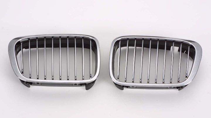 1999-2001 Bmw 3 Series Sedan Grille Driver Side Chrome/Black , BM1200120. High-quality aftermarket part.