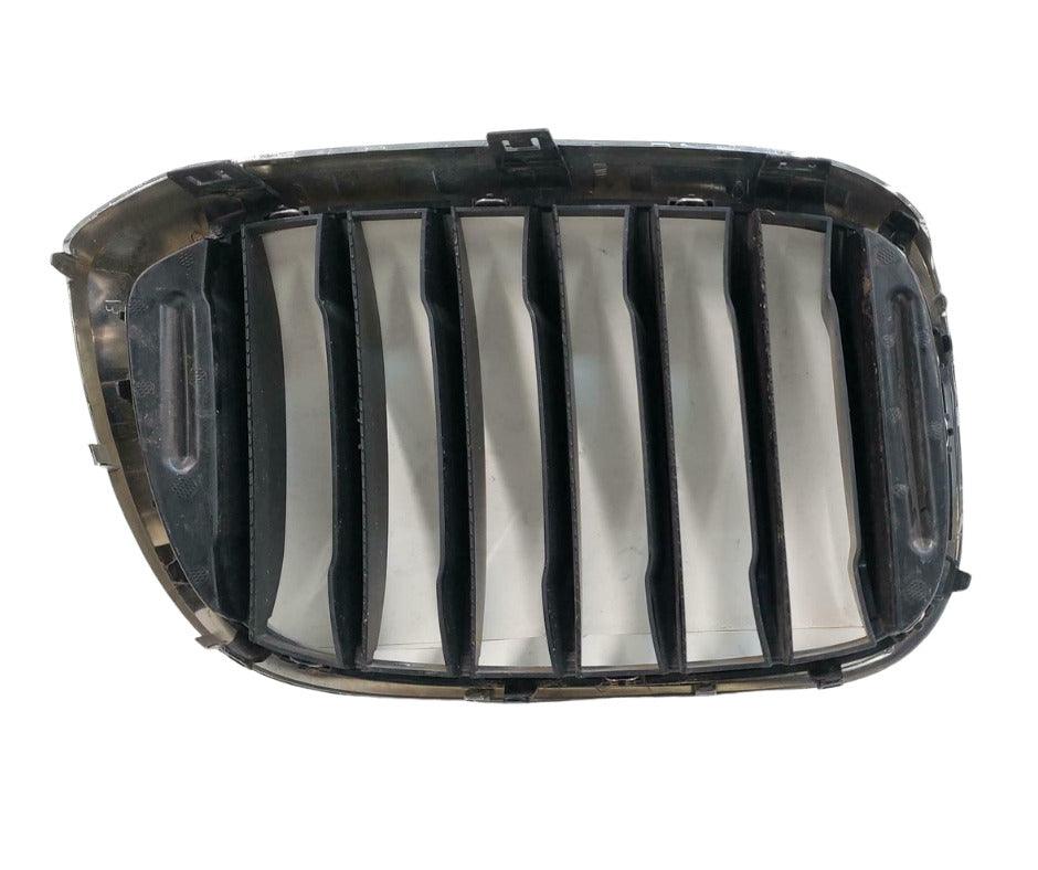 2018-2021 Bmw X3 Grille Driver Side Matte Black With Chrome Frame Withoutm-Pkg Base Model , BM1200304. Professional-grade auto body part.