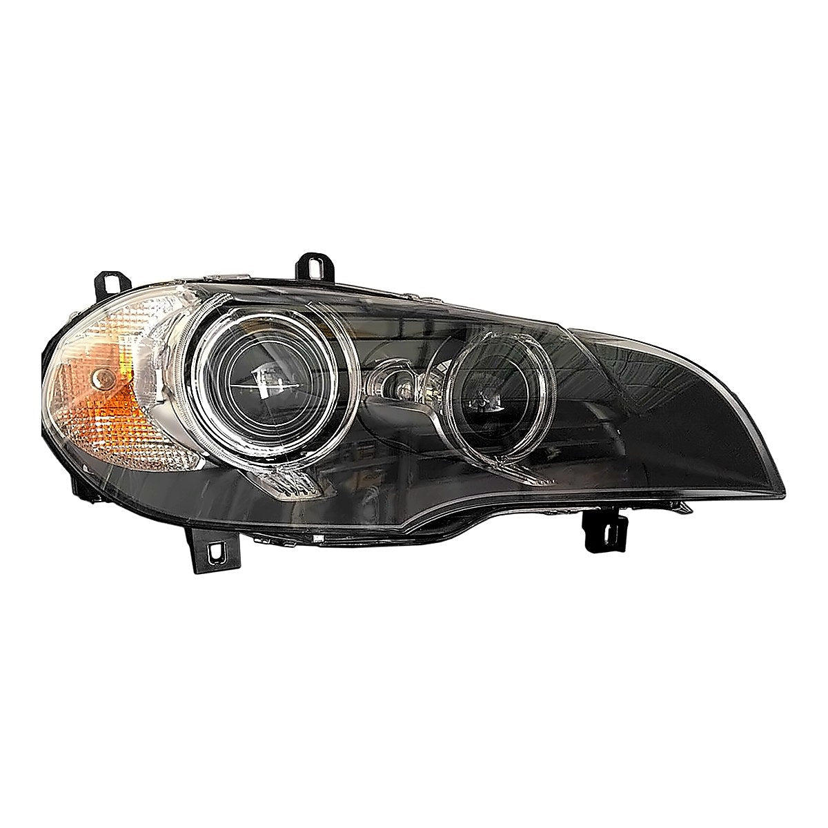 2011-2013 Bmw X5 Passenger Side Head Lamp, bm2519133. Front view.