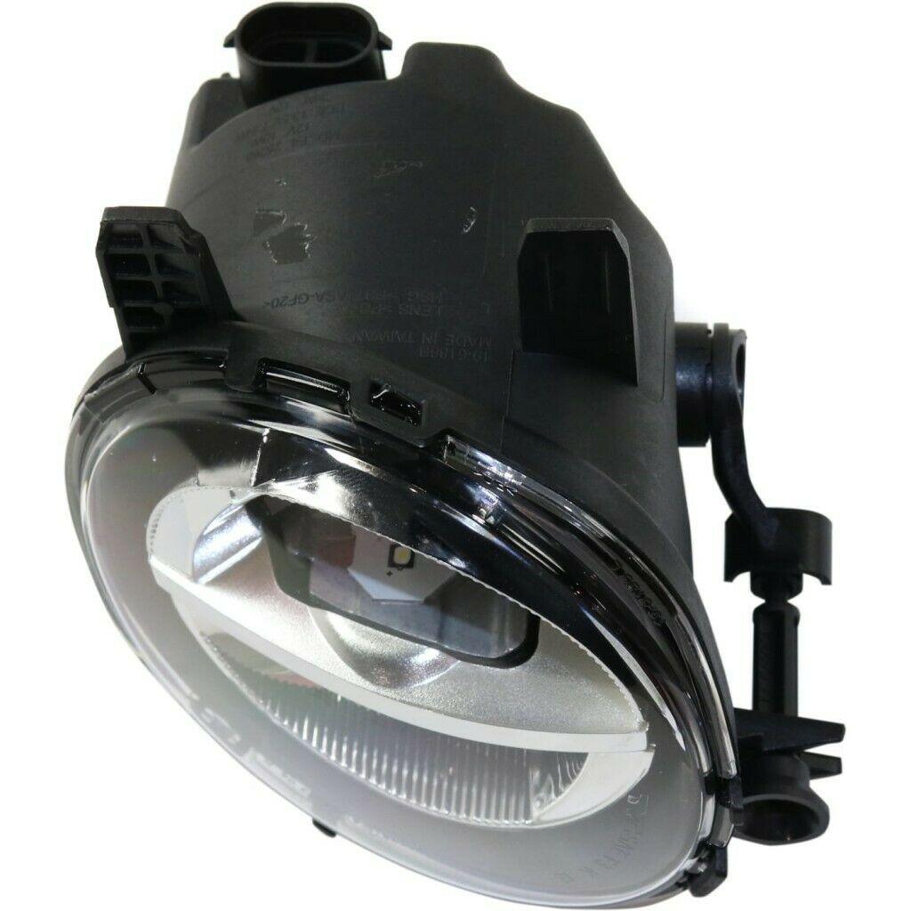 2016-2018 Bmw 3 Series Sedan Fog Lamp Front Driver Side , BM2592153. Angle view for visual reference.
