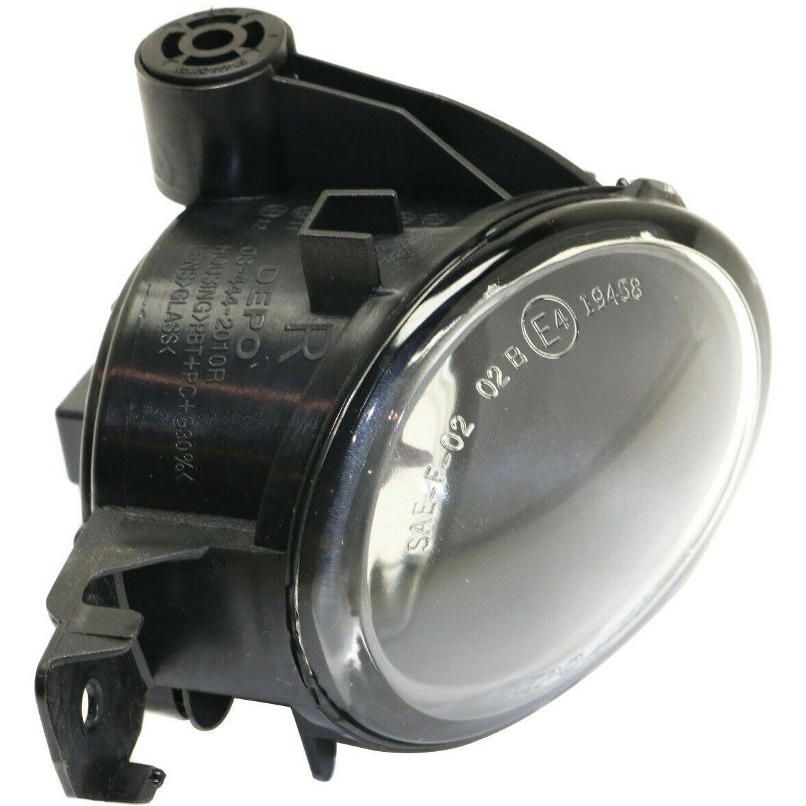 2008-2013 Bmw 1 Series Fog Lamp Front Passenger Side With M Pkg , BM2593126. Angle view for visual reference.