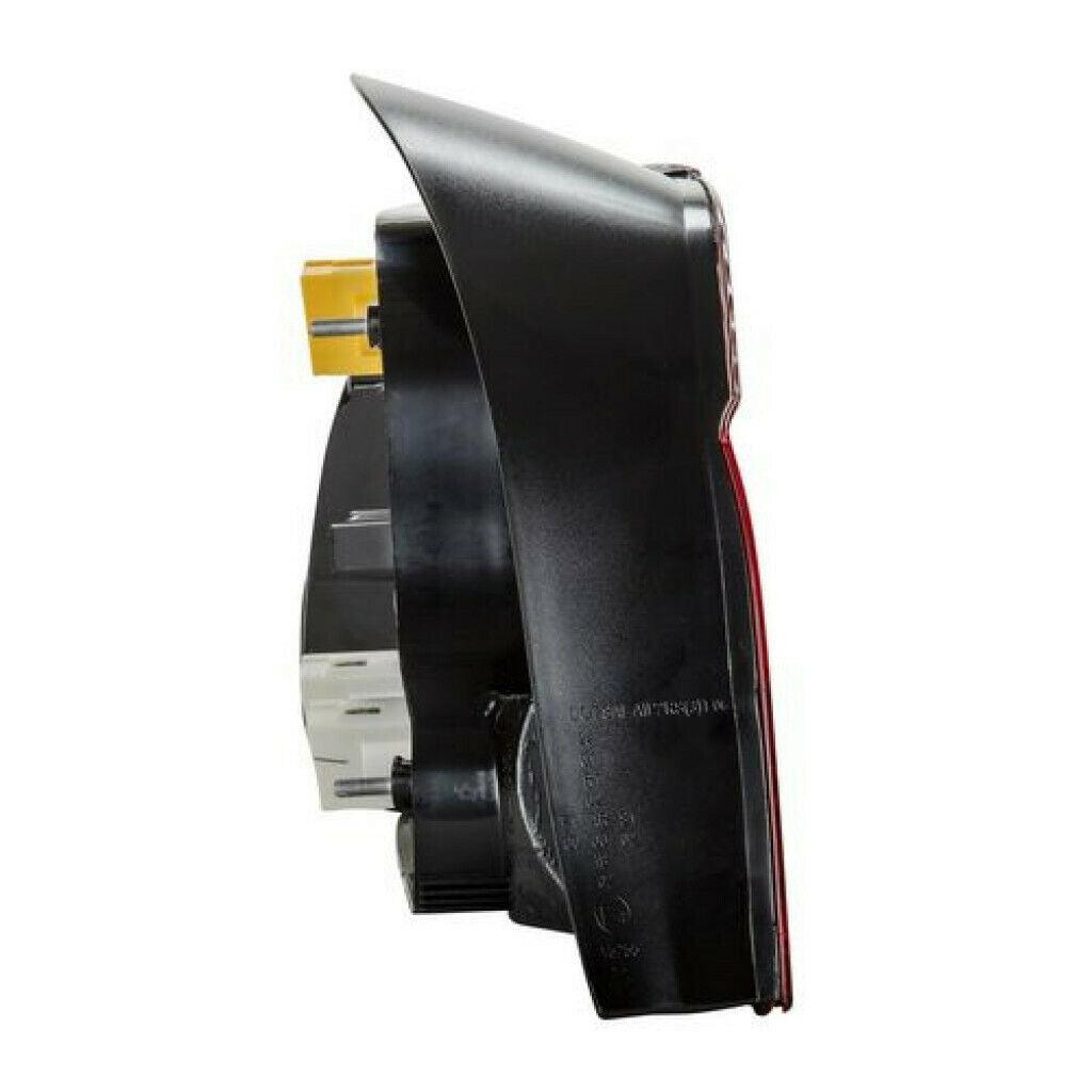 2001-2003 Bmw 5 Series Tail Lamp Passenger Side With White Indicator , BM2819102. OEM-style replacement.