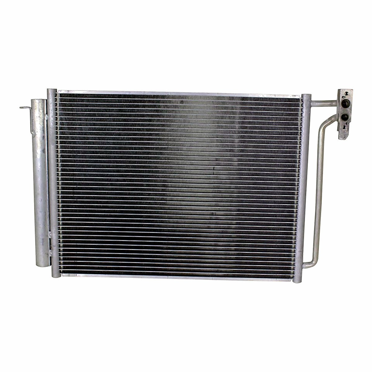 2000-2006 Bmw X5 Condenser 3103, bm3030110. Front view.