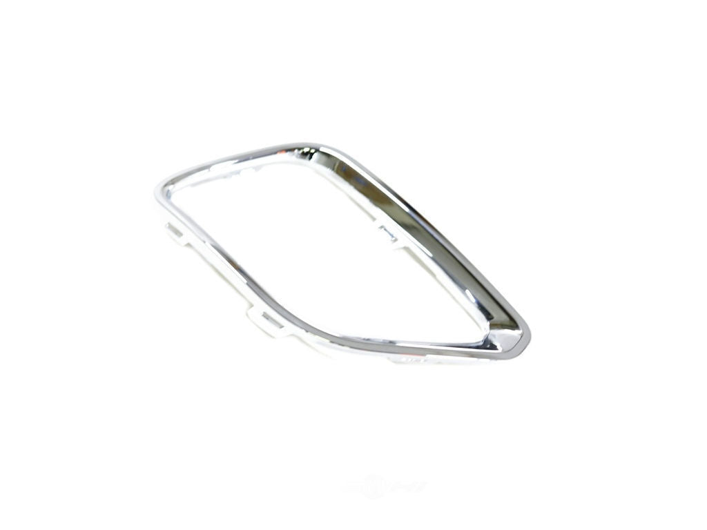 2019-2023 Jeep Cherokee Fog Lamp Trim Front Passenger Side Chrome , CH1039225. Tested for reliable performance.