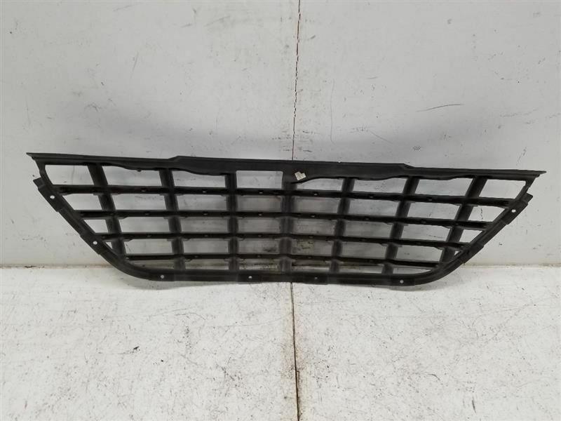 2004-2006 Chrysler Pacifica Grille Base Model , CH1200288. Replacement part ready for install.