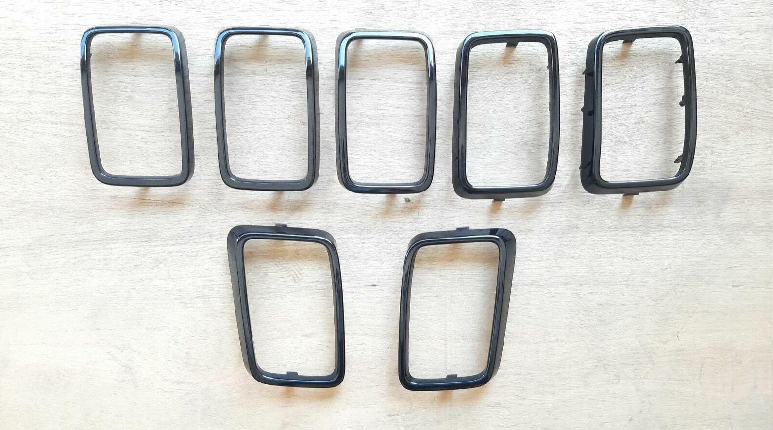 2022 Jeep Grand Cherokee Grille Trim Ring Set , CH1210126. Designed for OEM alignment.