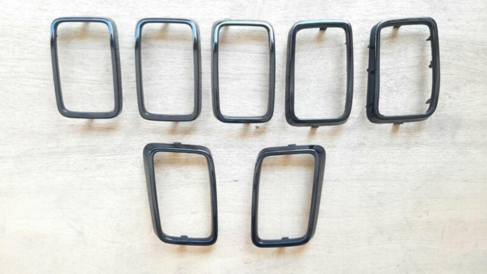 2017-2021 Jeep Grand Cherokee Grille Trim Ring Set Gloss Black 7-Pc , CH1210131. Direct fit for easy installation.