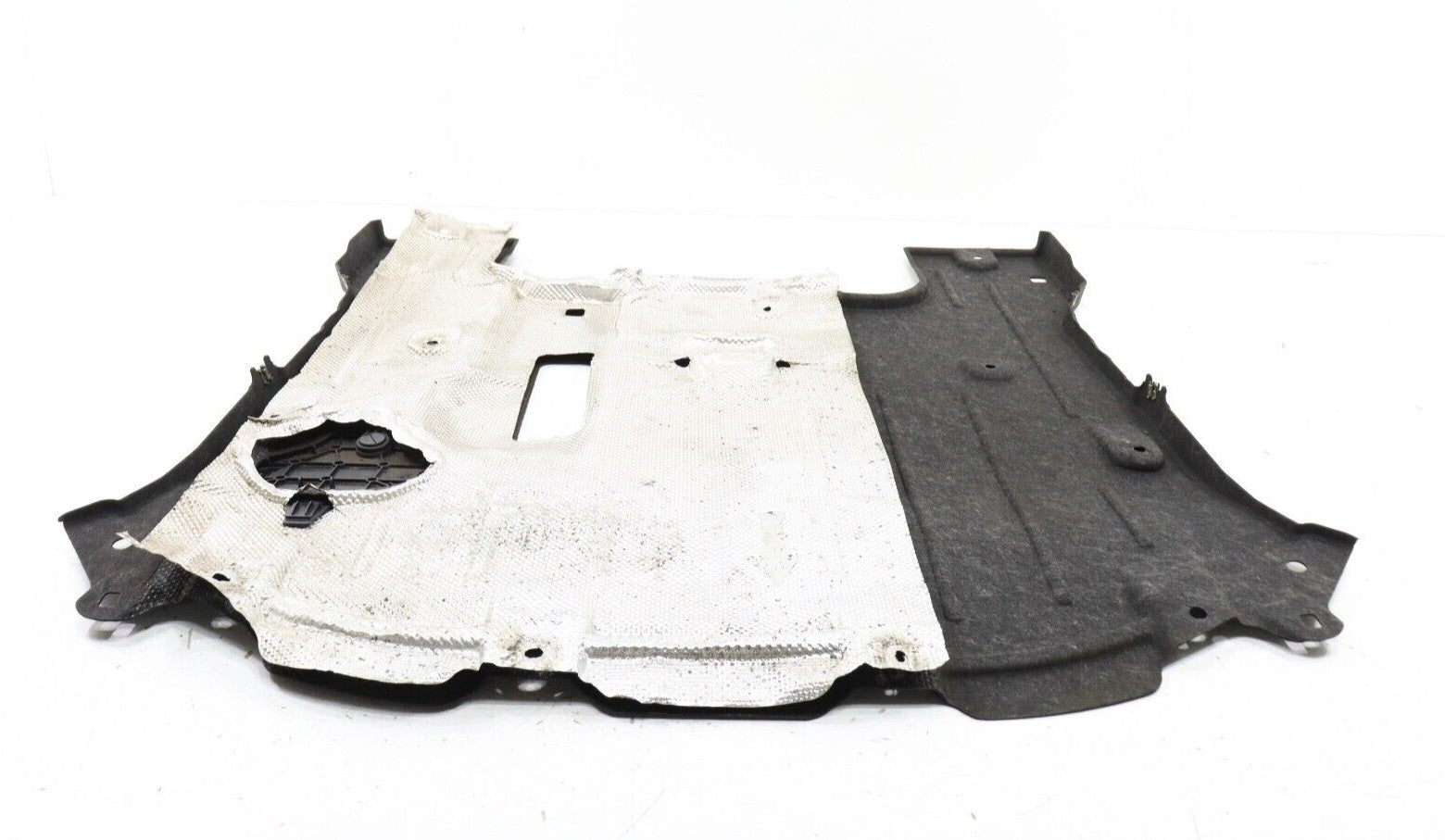 2021-2023 Chrysler Caravan Undercar Shield Rear , CH1228176. Side view of the replacement part.