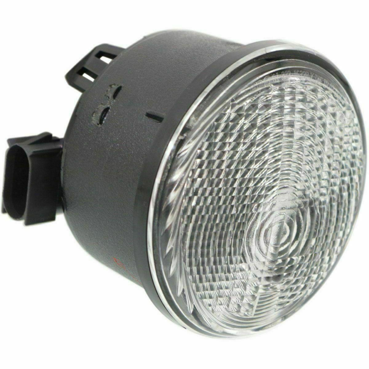 2014-2017 Jeep Wrangler Signal Lamp Front Passenger Side Clear , CH2527103. OEM-quality exterior component.