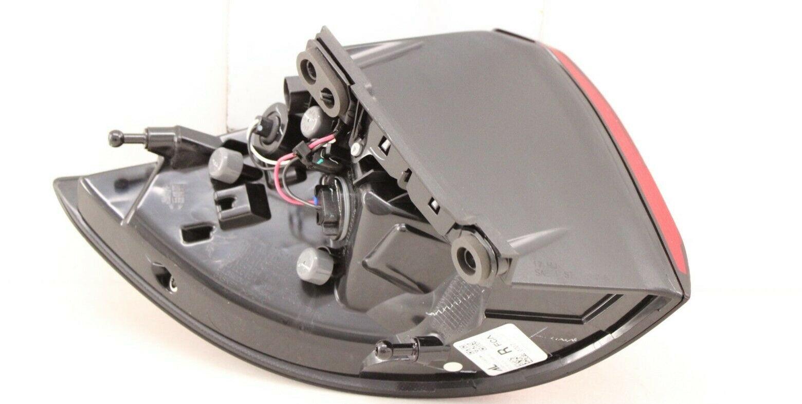 2017-2023 Chrysler Pacifica Hybrid Tail Lamp Passenger Side Led , CH2805112. Lightweight yet durable construction.