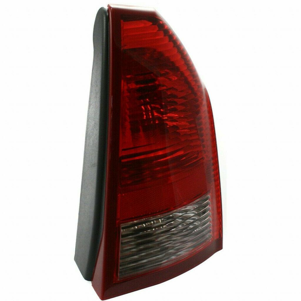 2005-2007 Chrysler 300 Tail Lamp Passenger Side 2.7L/3.5L , CH2819102. Precision fitment for collision repair.