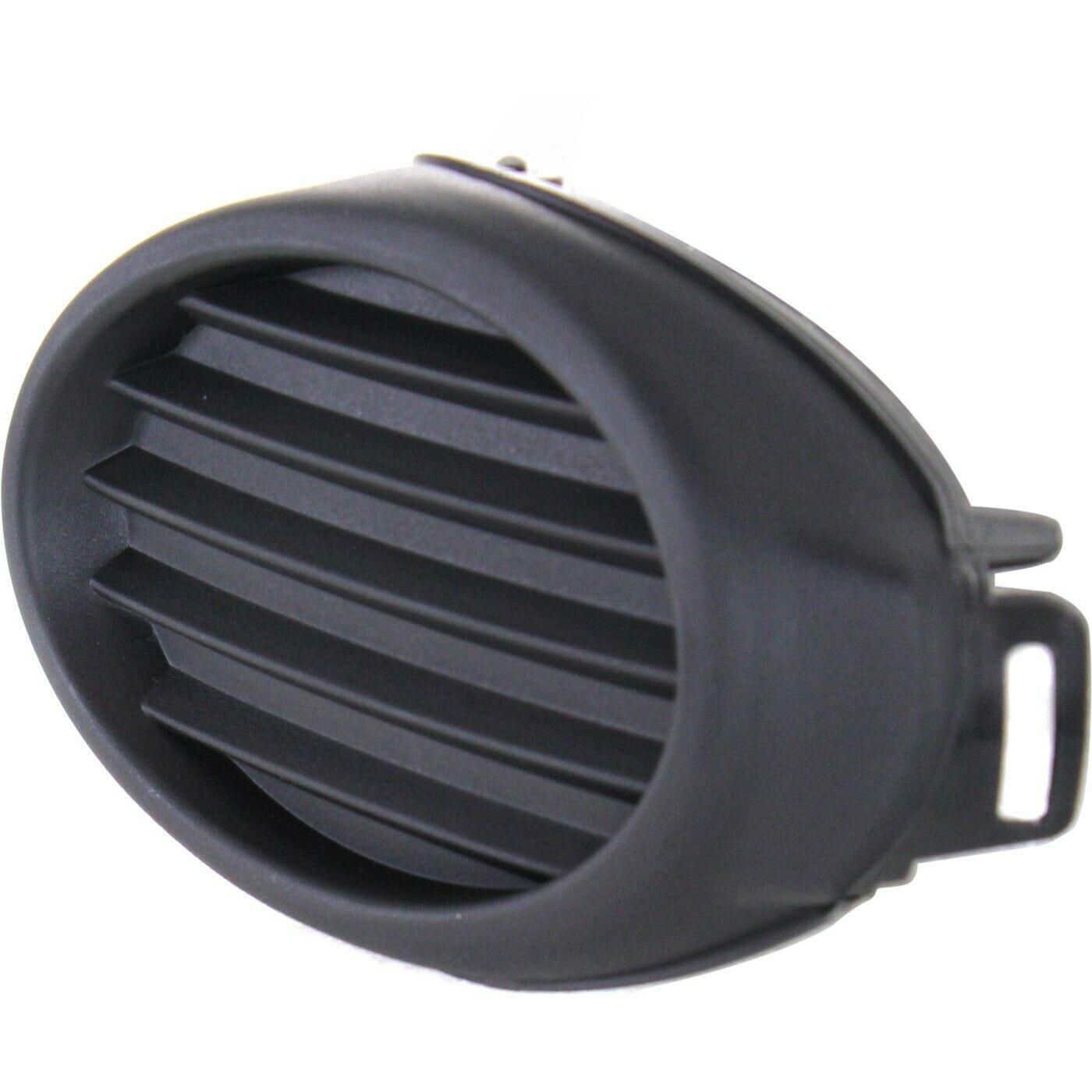 2012-2014 Ford Focus Fog Lamp Cover Front Passenger Side S/Se Model , FO1039116. Factory-style replacement part.