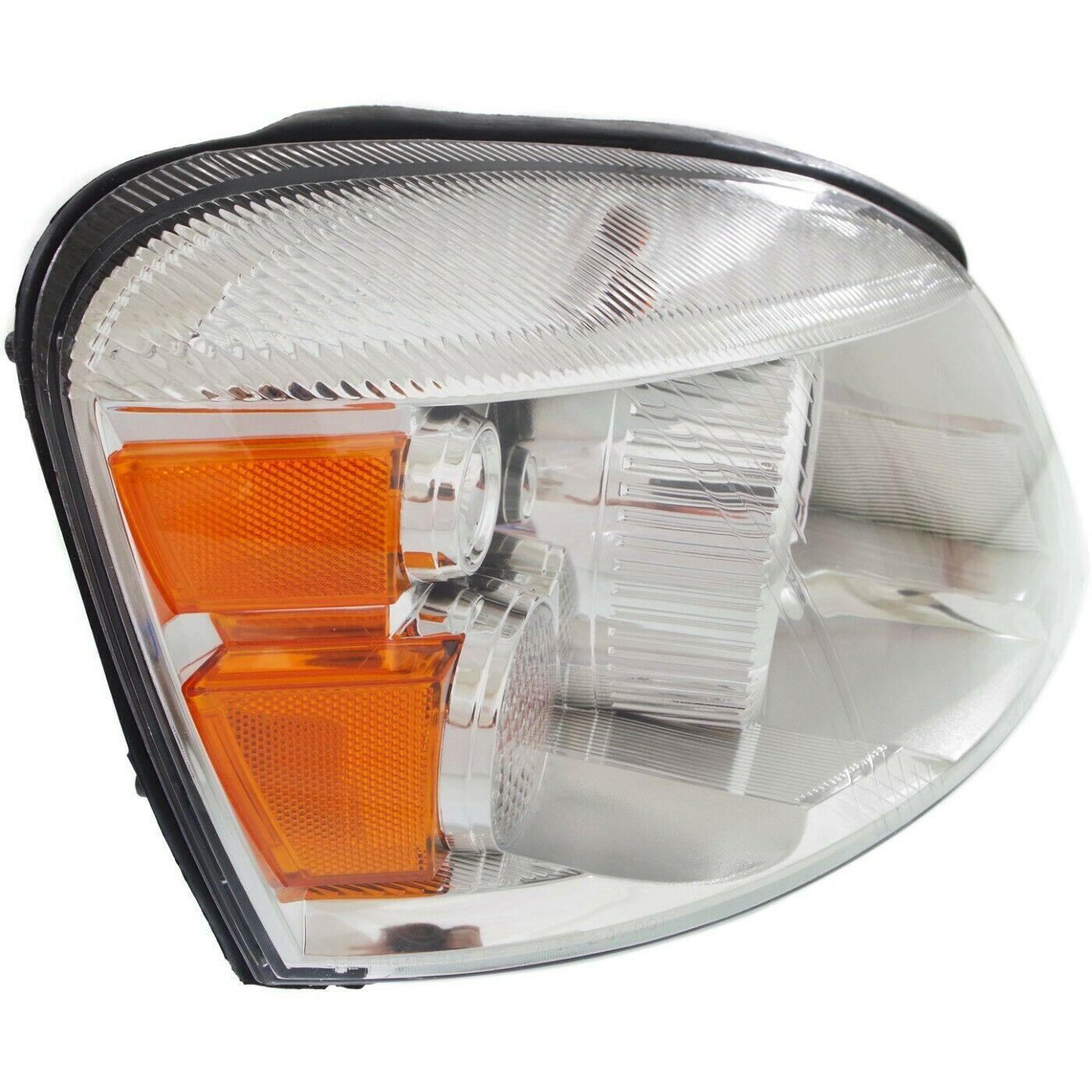 2004-2007 Ford Freestar Head Lamp Passenger Side , FO2503203. OEM-style replacement.