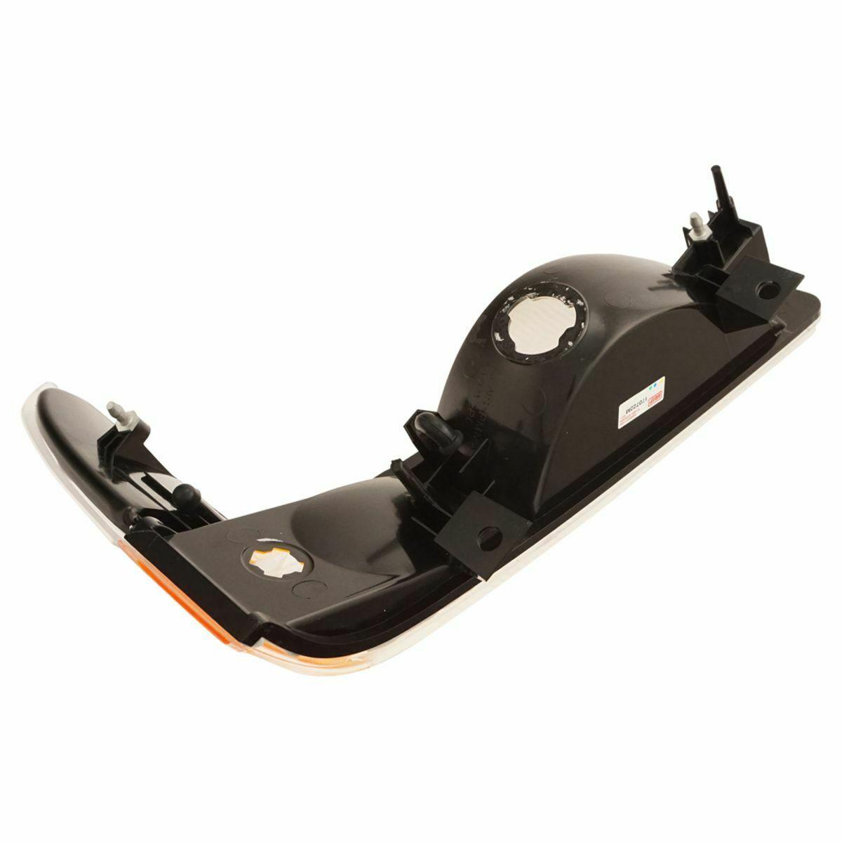 2001-2005 Ford Excursion Signal Lamp Front Driver Side , FO2520169. OEM-quality exterior component.
