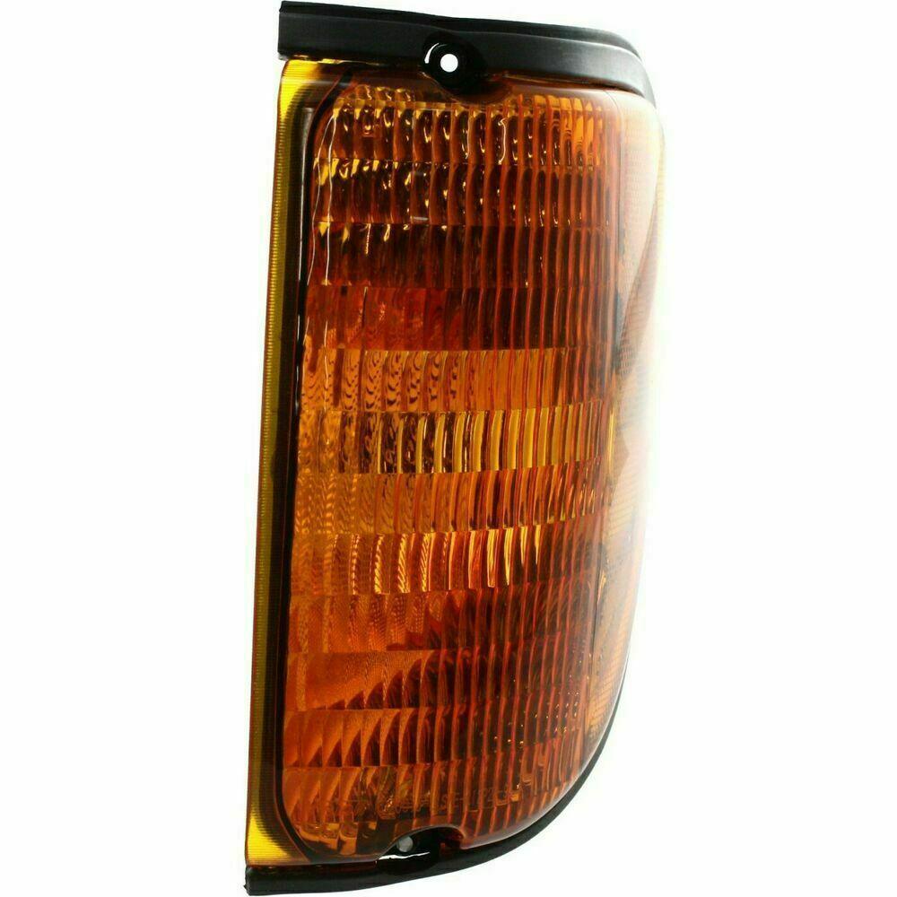 2003-2007 Ford Van Ford Econoline Side Marker Lamp Driver Side , FO2520173. OEM-style replacement.