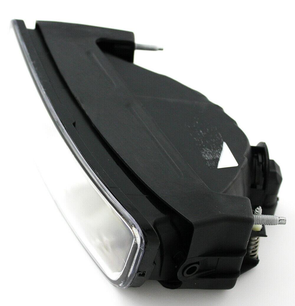 2004-2006 Ford Expedition Fog Lamp Front Driver Side , FO2592215. OEM-quality exterior component.