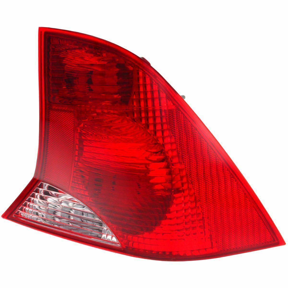 2001-2002 Ford Focus Tail Lamp Passenger Side Sdn , FO2801177. Professional-grade auto body part.