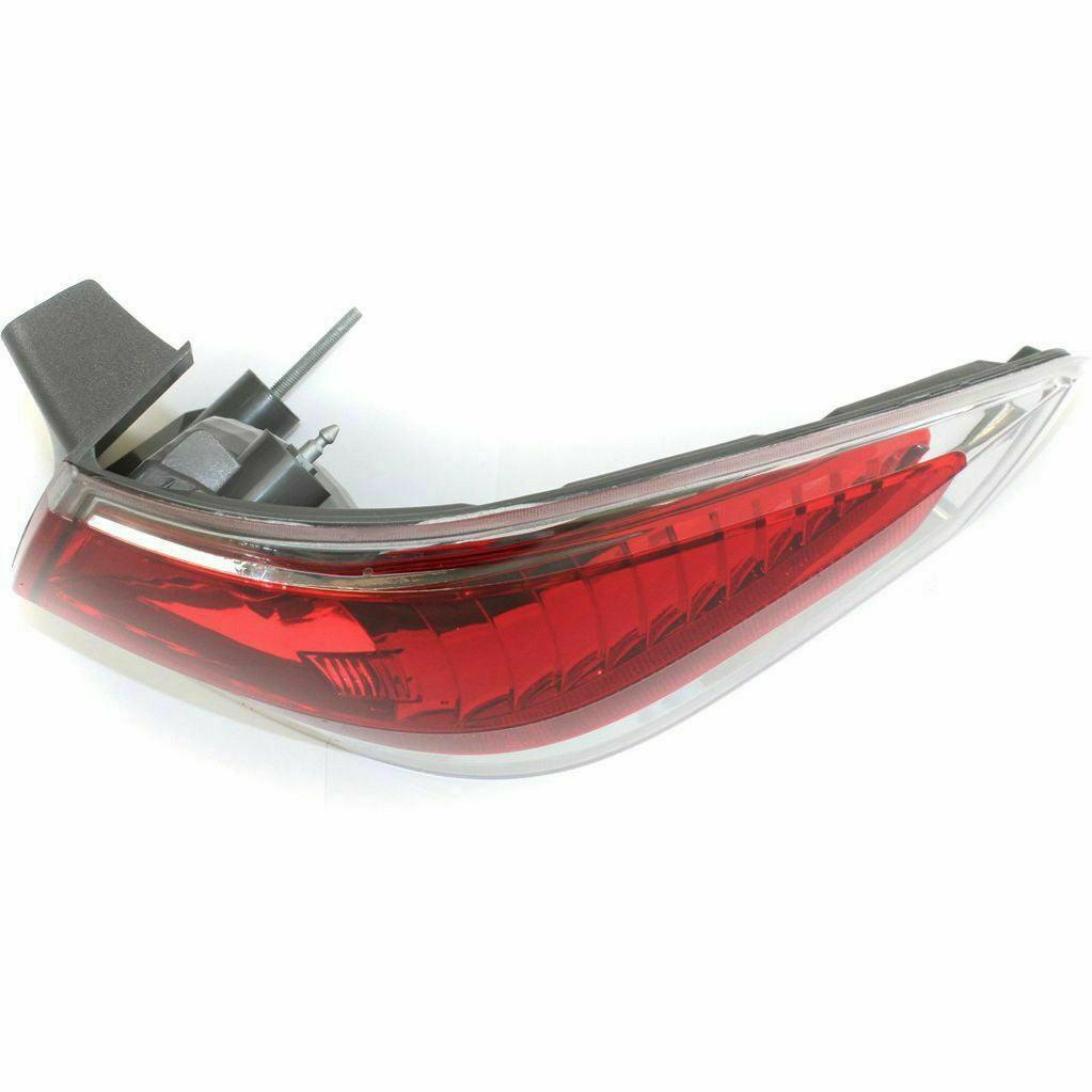 2008 Ford Focus Tail Lamp Passenger Side , FO2801214. OEM-quality exterior component.