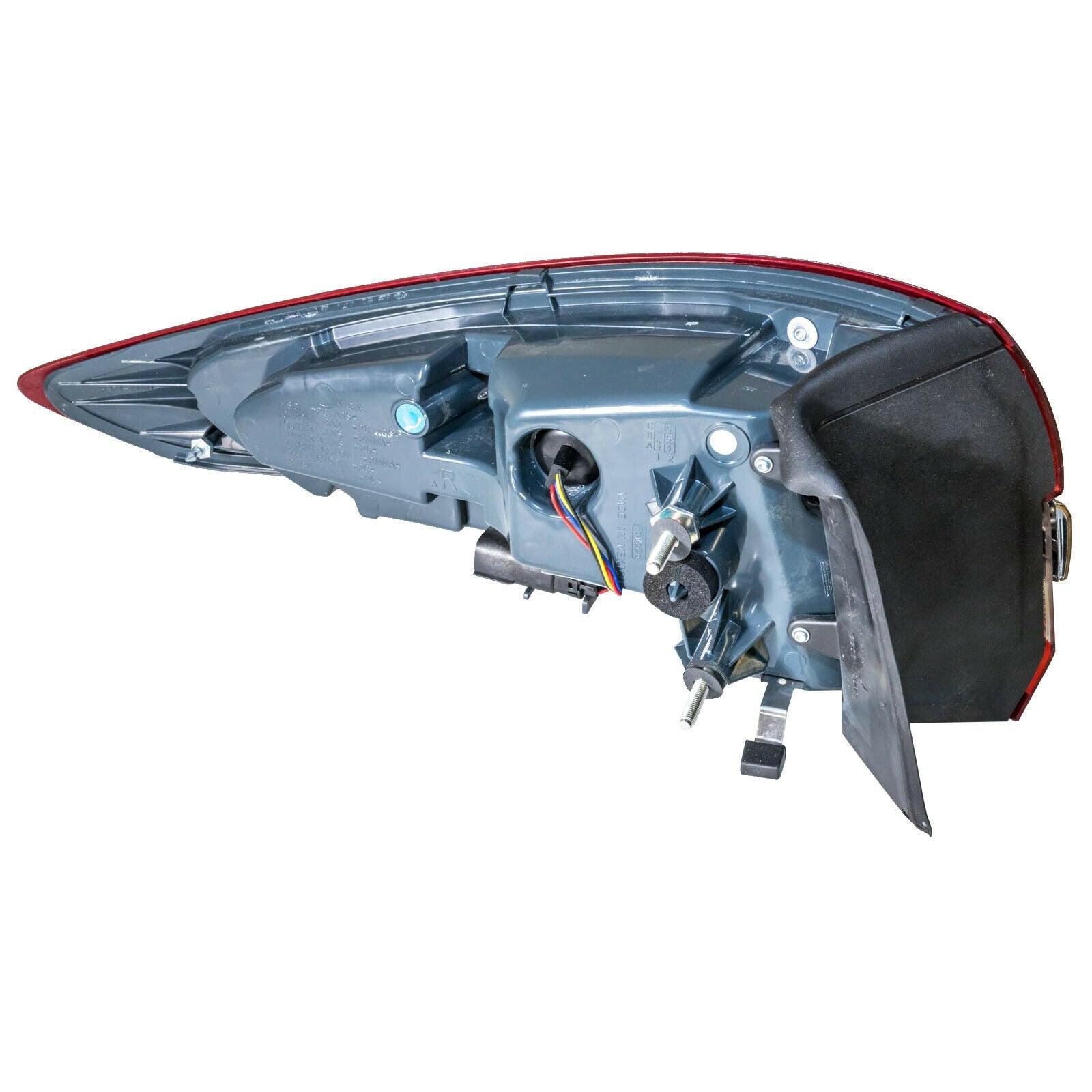 2017-2020 Ford Fusion Energi Tail Lamp Passenger Side , FO2805118. Replacement part ready for install.