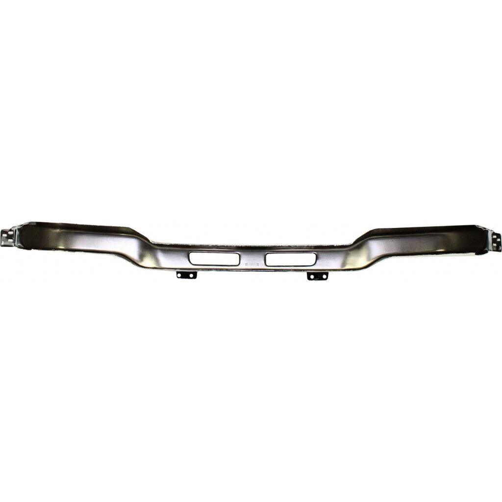 2003-2006 Gmc Sierra 1500 Front Bumper Face Bar Chrome , GM1002418. OEM-quality exterior component.