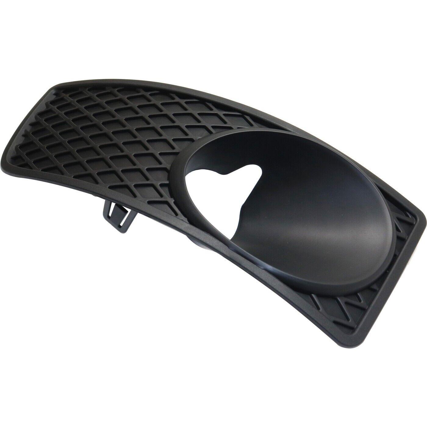 2008-2010 Chevrolet HHR Fog Lamp Bezel Front Passenger Side Ss Model , GM1039132. Exact fit for vehicle restoration.
