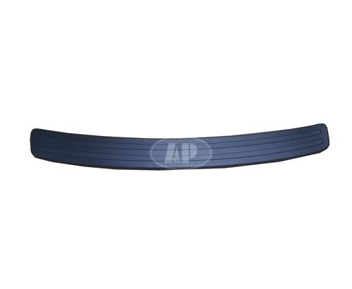 2007-2009 Chevrolet Equinox Bumper Step Pad Rear , GM1191118. High-strength and long-lasting.