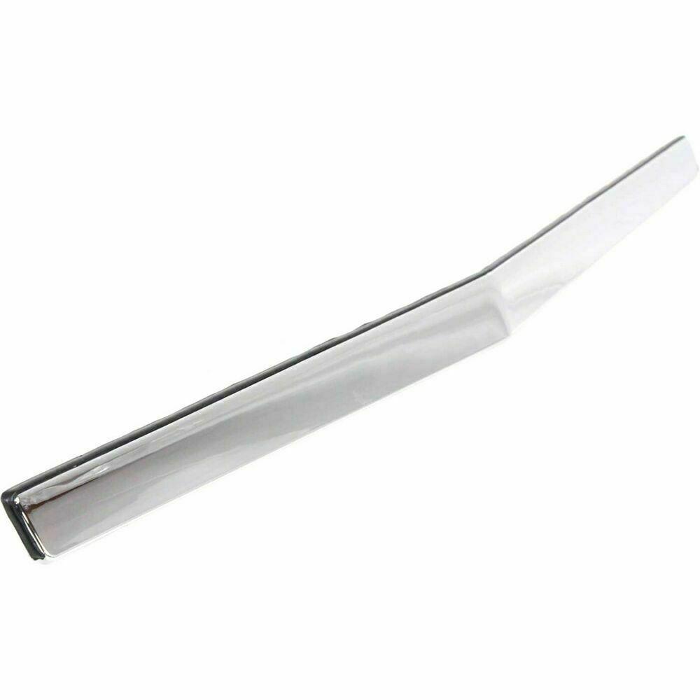 2002-2006 Cadillac Escalade Hood Moulding Chrome Ext/Esv , GM1235103. Exact fit for vehicle restoration.