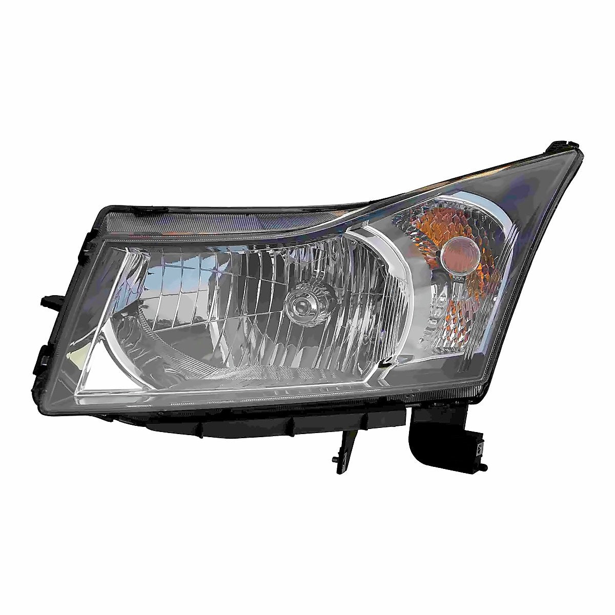 2011-2012 Chevrolet Cruze Driver Side Head Lamp, gm2502356. Front view.