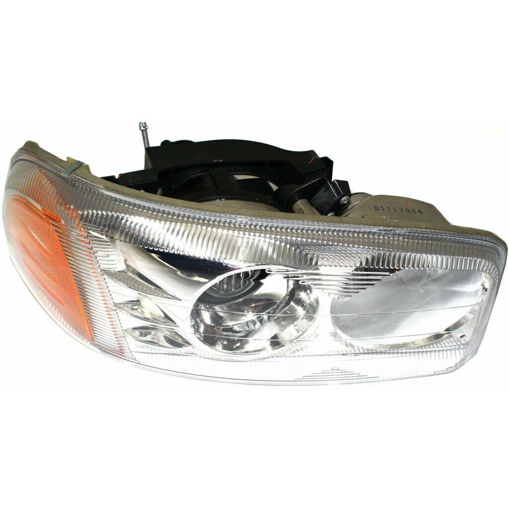 2001-2006 Gmc Yukon XL Denali Head Lamp Passenger Side , GM2503214. Angle view for visual reference.
