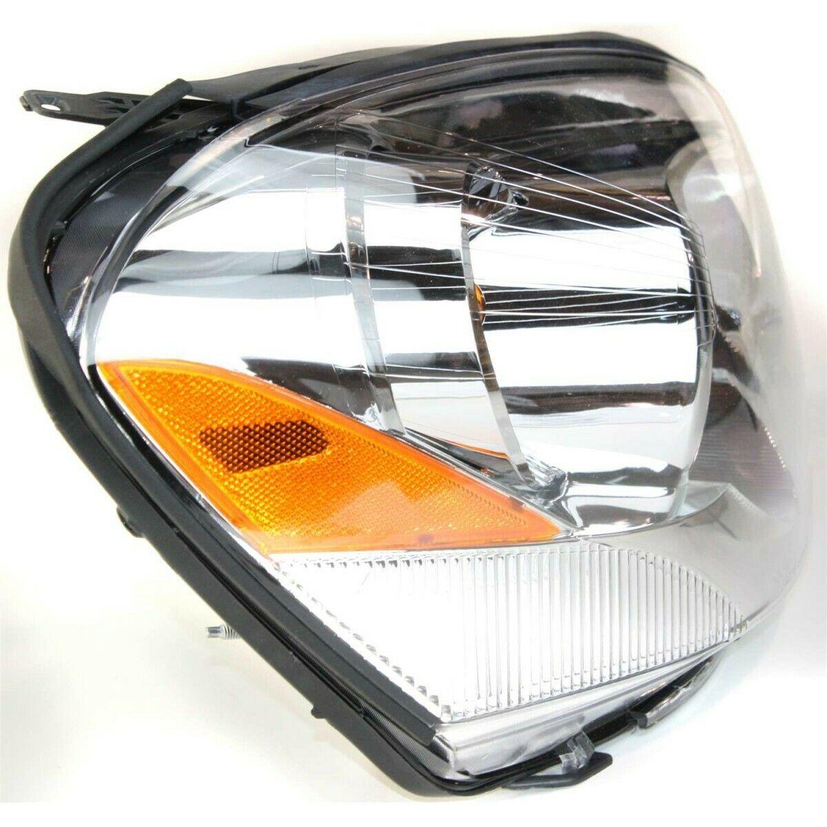 2006-2008 Buick Lucern Head Lamp Passenger Side , GM2503276. Angle view for visual reference.