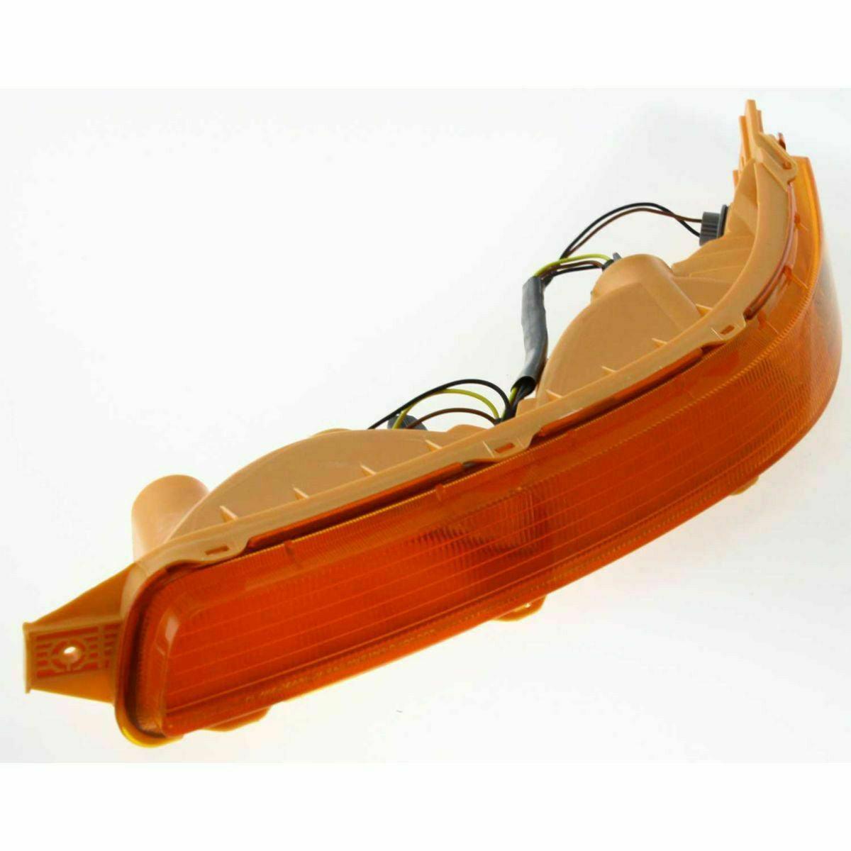 2005-2008 Pontiac Wave Hatchback Side Marker Lamp Driver Side , GM2520190. Professional-grade auto body part.