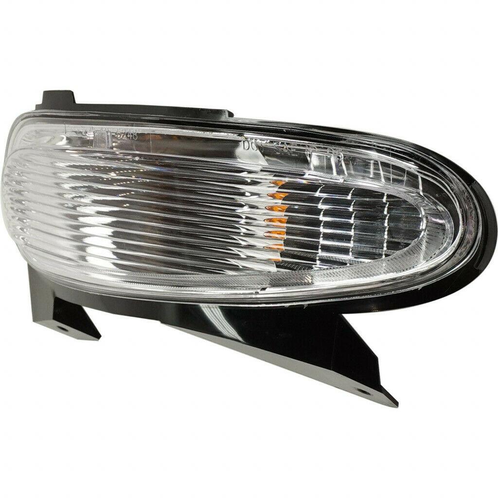 2005-2008 Buick Allure Signal Lamp Front Driver Side (In Bumper) , GM2520191. Factory-style replacement part.