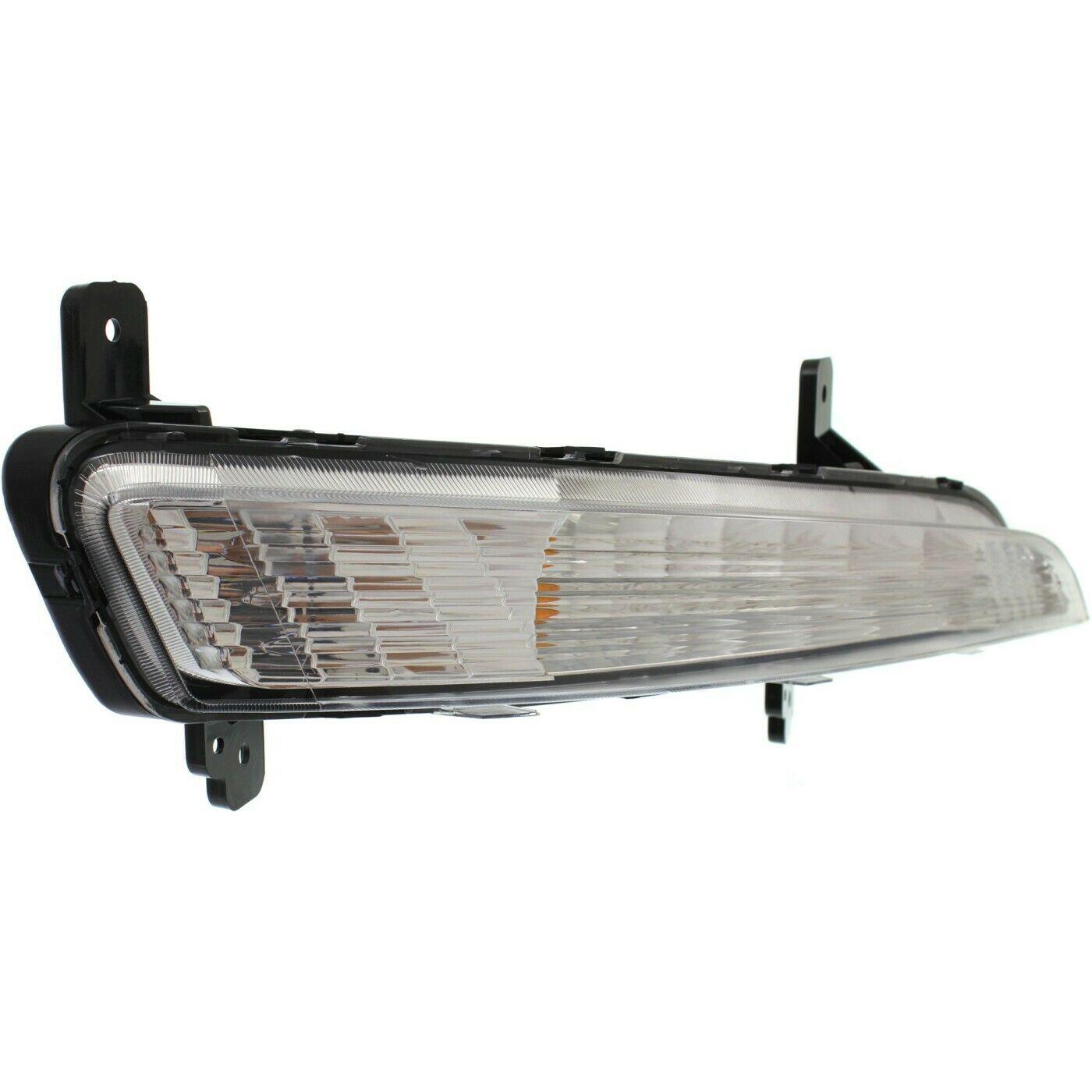 2013-2017 Chevrolet Traverse Signal Lamp Front Passenger Side , GM2531135. Professional-grade auto body part.