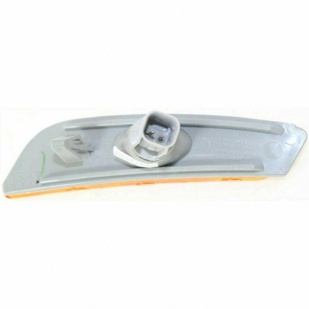 2003-2007 Cadillac CTS Signal Lamp Front Driver Side (In Bumper) , GM2550189. Lightweight yet durable construction.