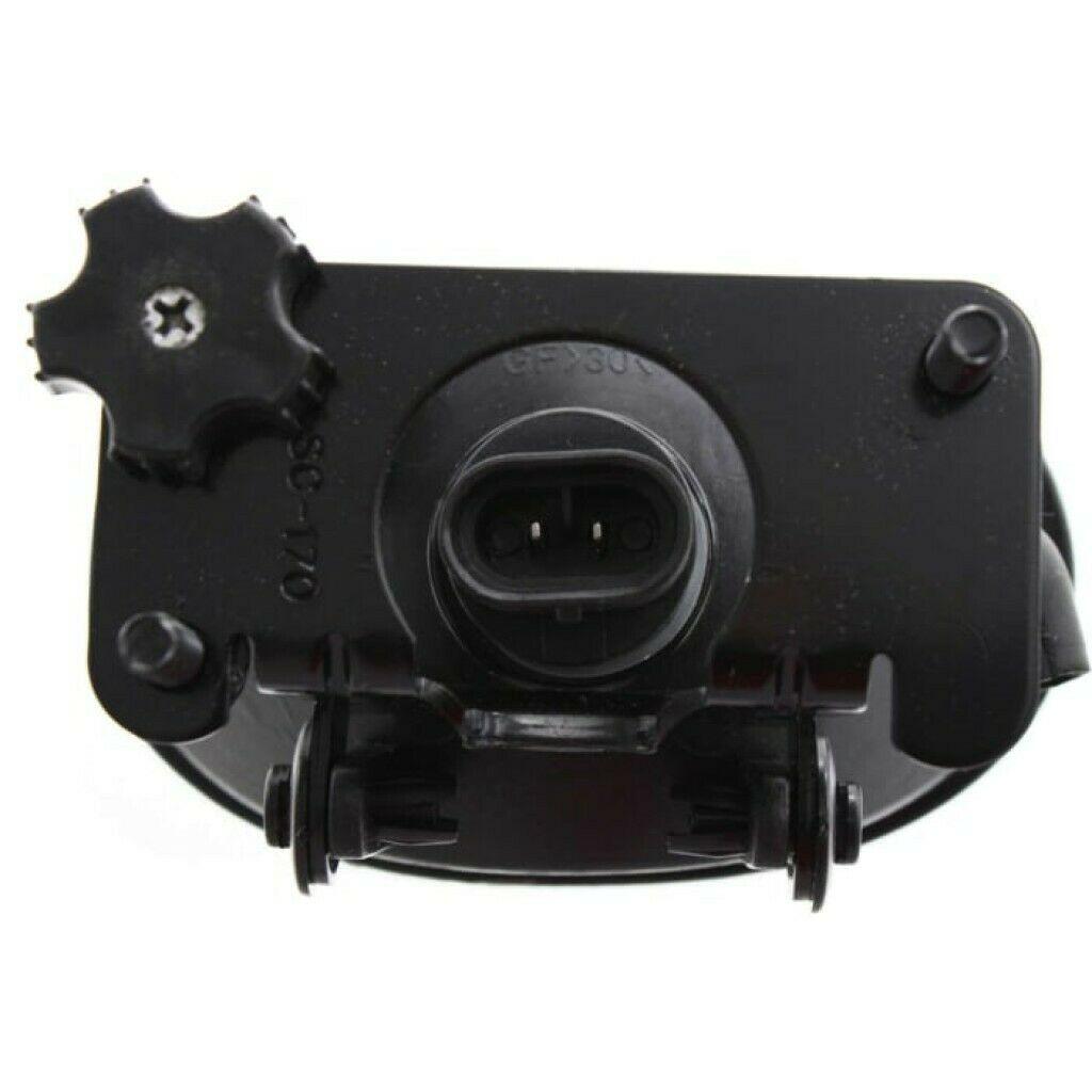2000-2005 Chevrolet Cavalier Fog Lamp Front Driver Side/Passenger Side , GM2592117. Replacement part ready for install.