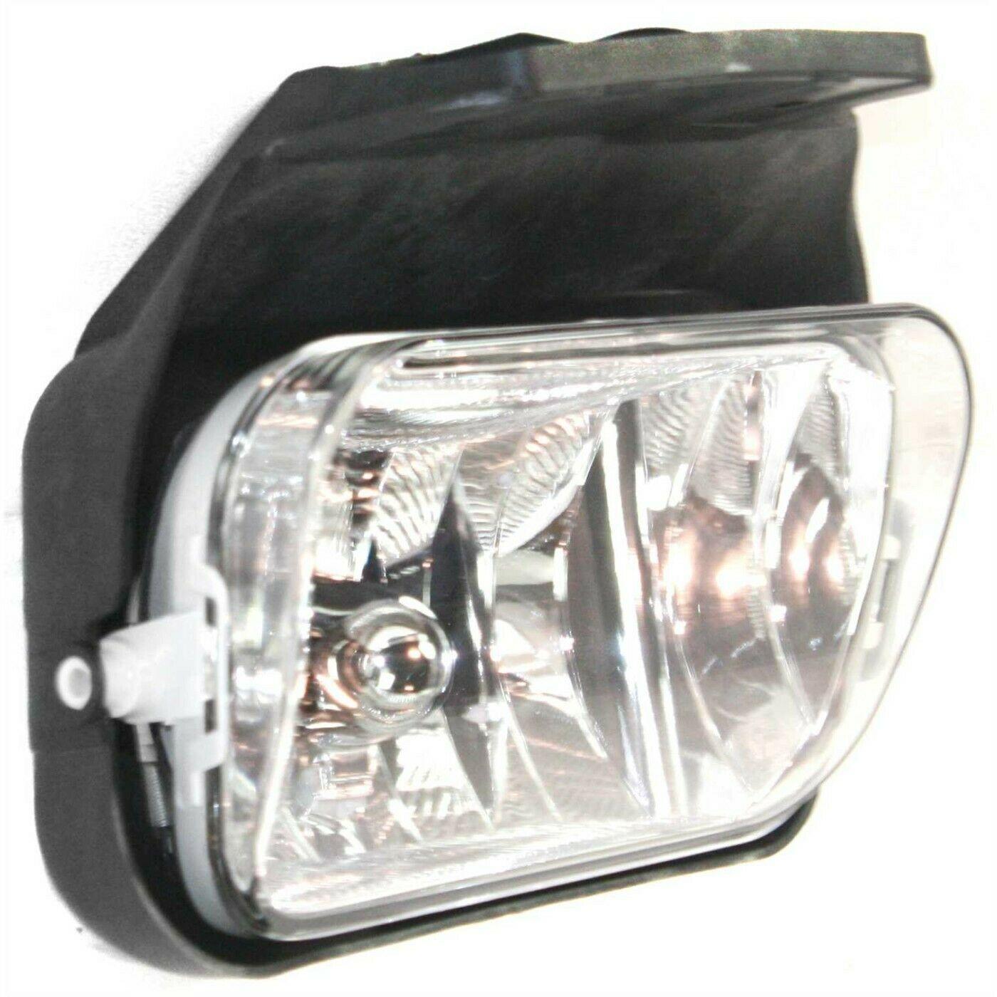 2003-2006 Chevrolet Avalanche Fog Lamp Front Driver Side Without Cladding , GM2592127. Precision fitment for collision repair.