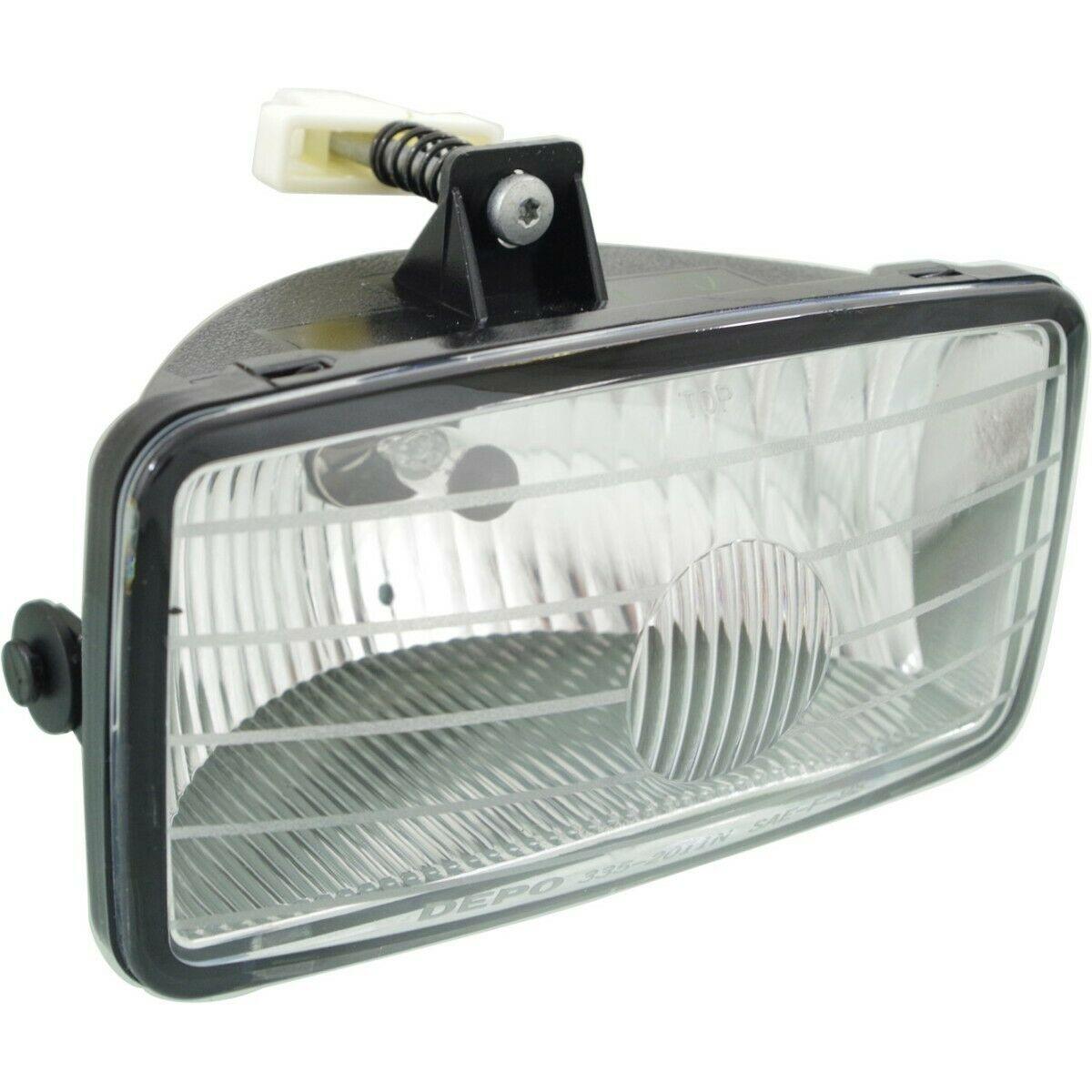 1995-2000 Chevrolet Tahoe Fog Lamp Front Driver Side/Passenger Side Withoutffrontoad , GM2592139. Angle view for visual reference.