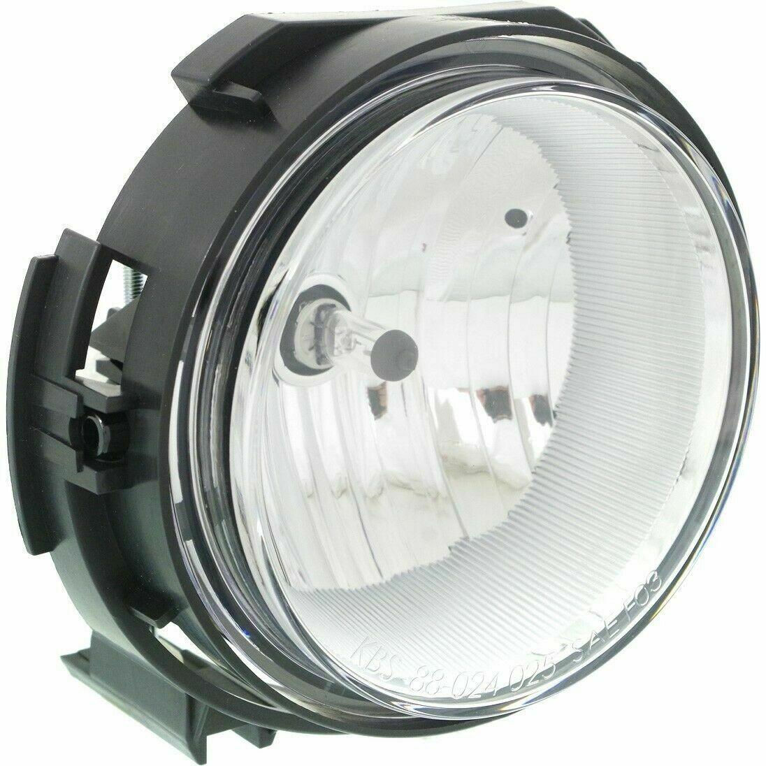 2006-2011 Chevrolet HHR Fog Lamp Front Driver Side , GM2592155. High-strength and long-lasting.