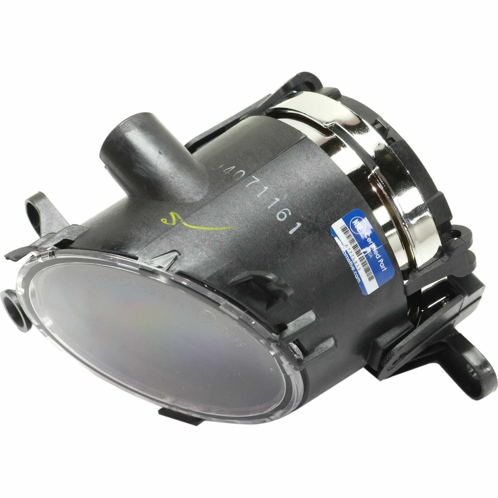 2014-2017 Buick Regal Fog Lamp Front Driver Side , GM2592320. Professional-grade auto body part.
