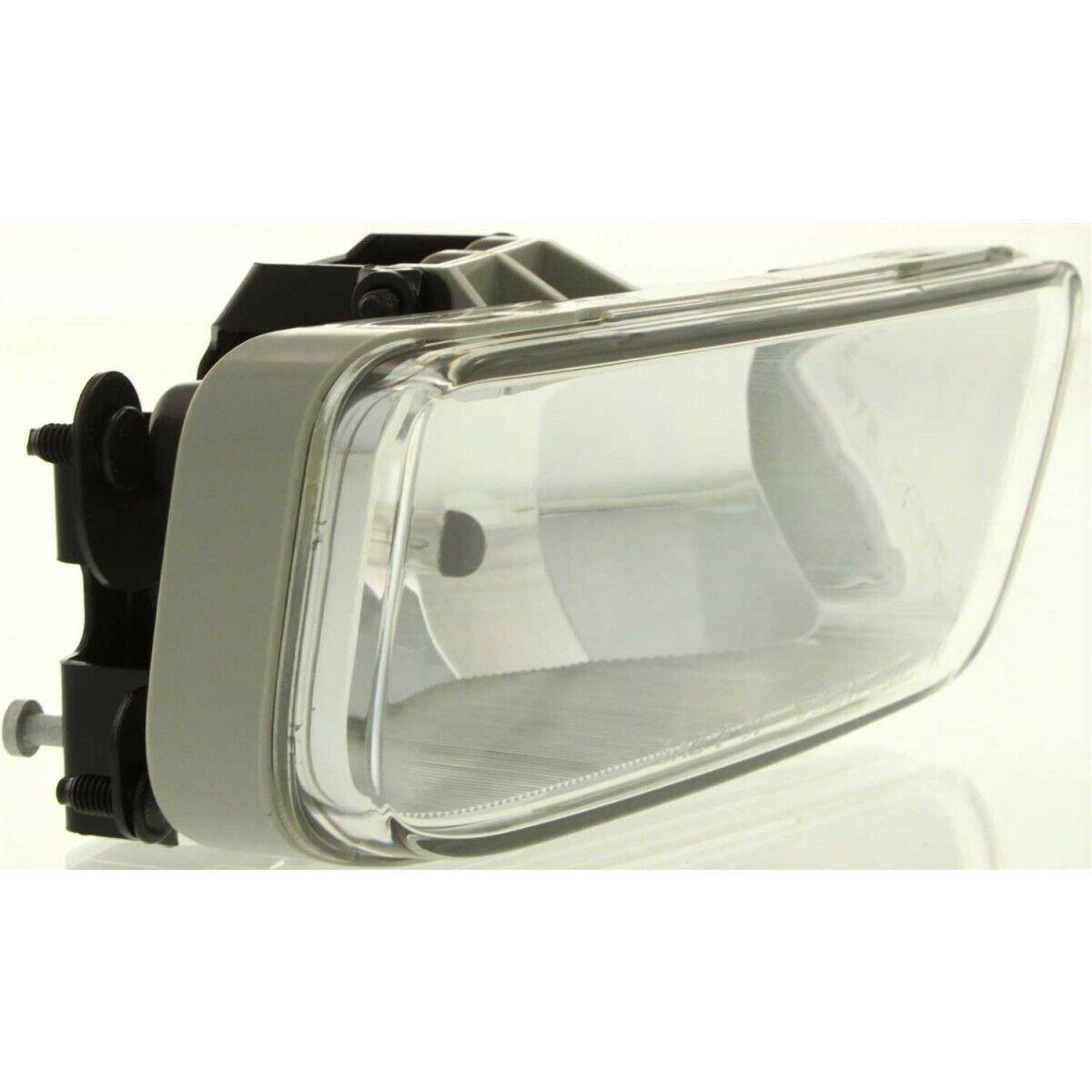 2005-2008 Pontiac Wave Hatchback Fog Lamp Front Passenger Side , GM2593156. Factory-style replacement part.