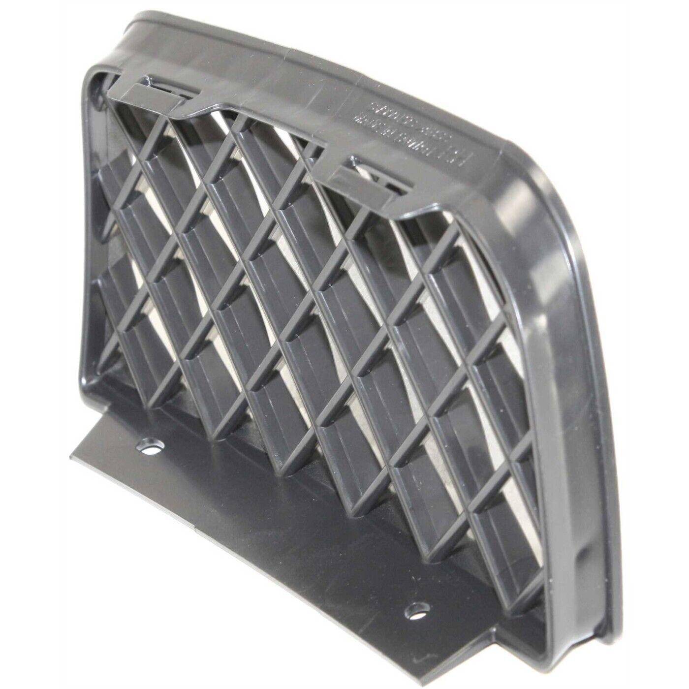 2006-2009 Chevrolet Trailblazer Fog Lamp Cover Front Passenger Side , GM2599105. High-quality aftermarket part.