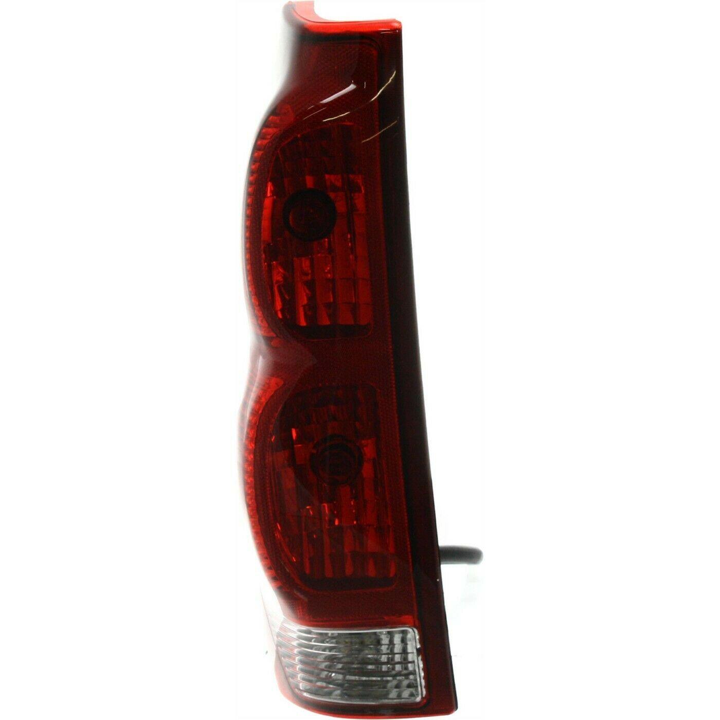 2002-2006 Chevrolet Avalanche Tail Lamp Driver Side , GM2800153. Direct fit for easy installation.