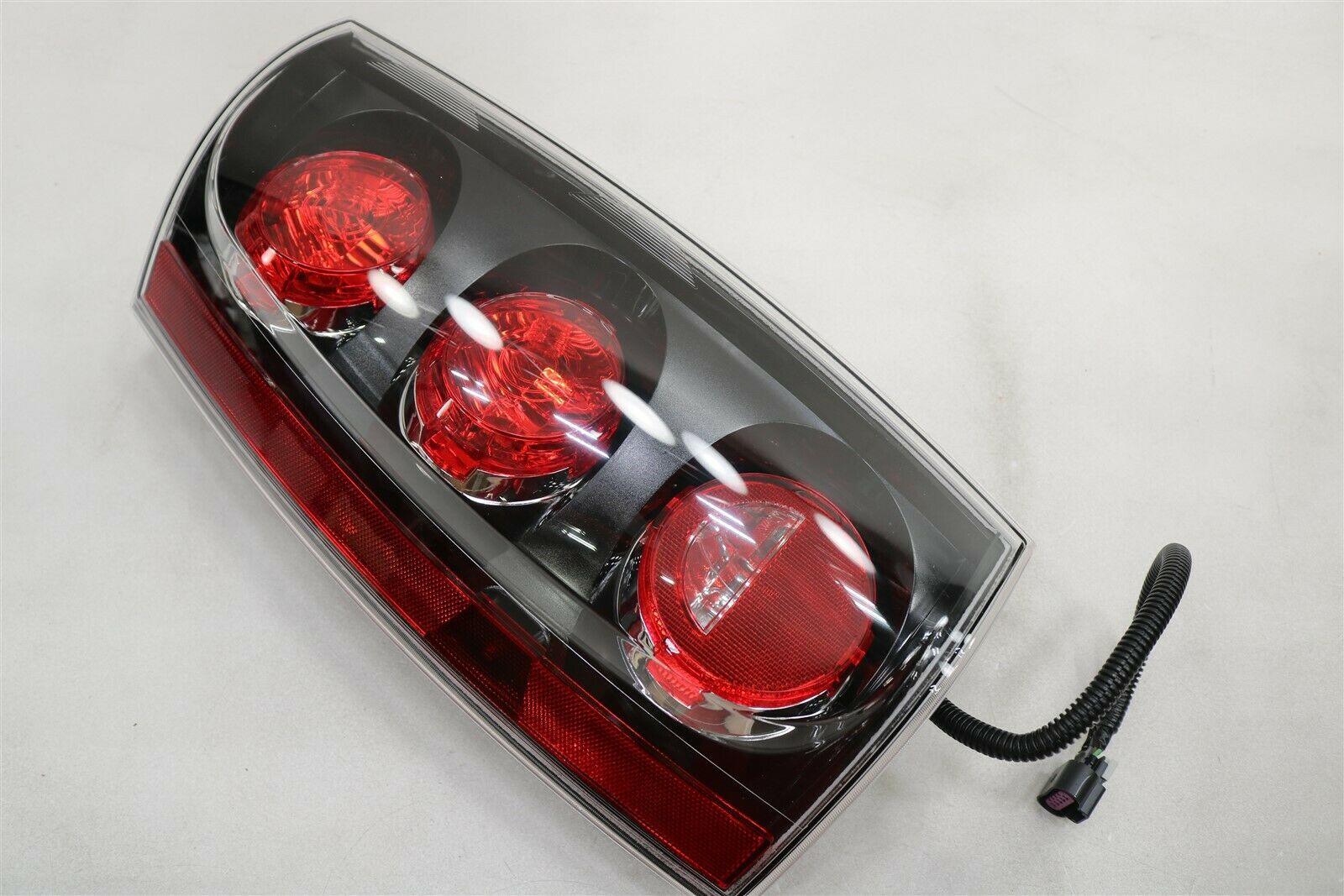 2009-2013 Gmc Yukon Hybrid Tail Lamp Driver Side Yukon/Yukon Xl/Denali , GM2800269. Lightweight yet durable construction.