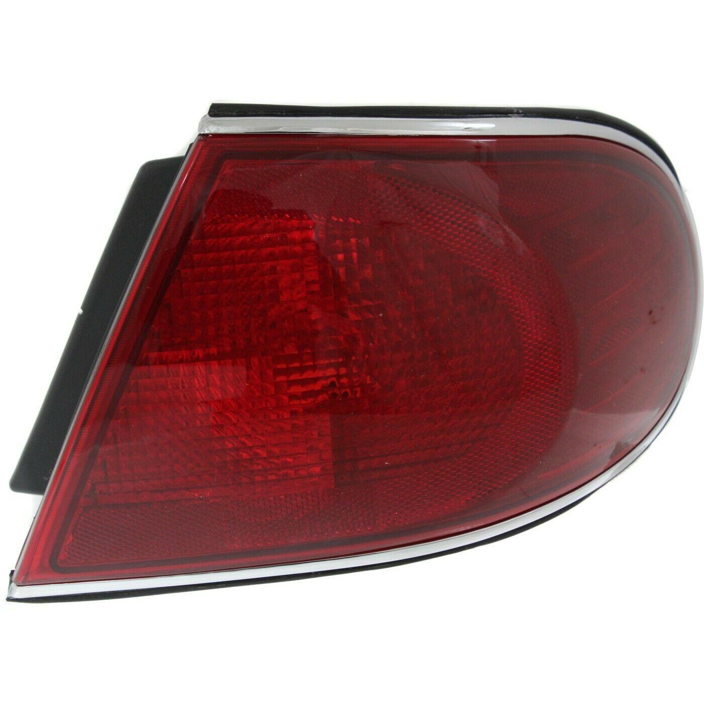 2001-2005 Buick Lesabre Tail Lamp Passenger Side , GM2801151. Angle view for visual reference.