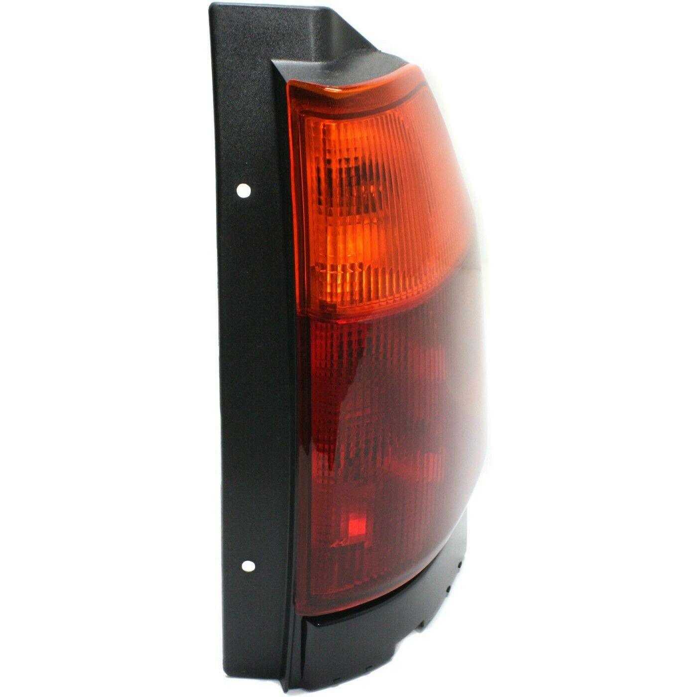 2002-2009 Gmc Envoy Tail Lamp Passenger Side Xl , GM2801157. Installed view for reference.