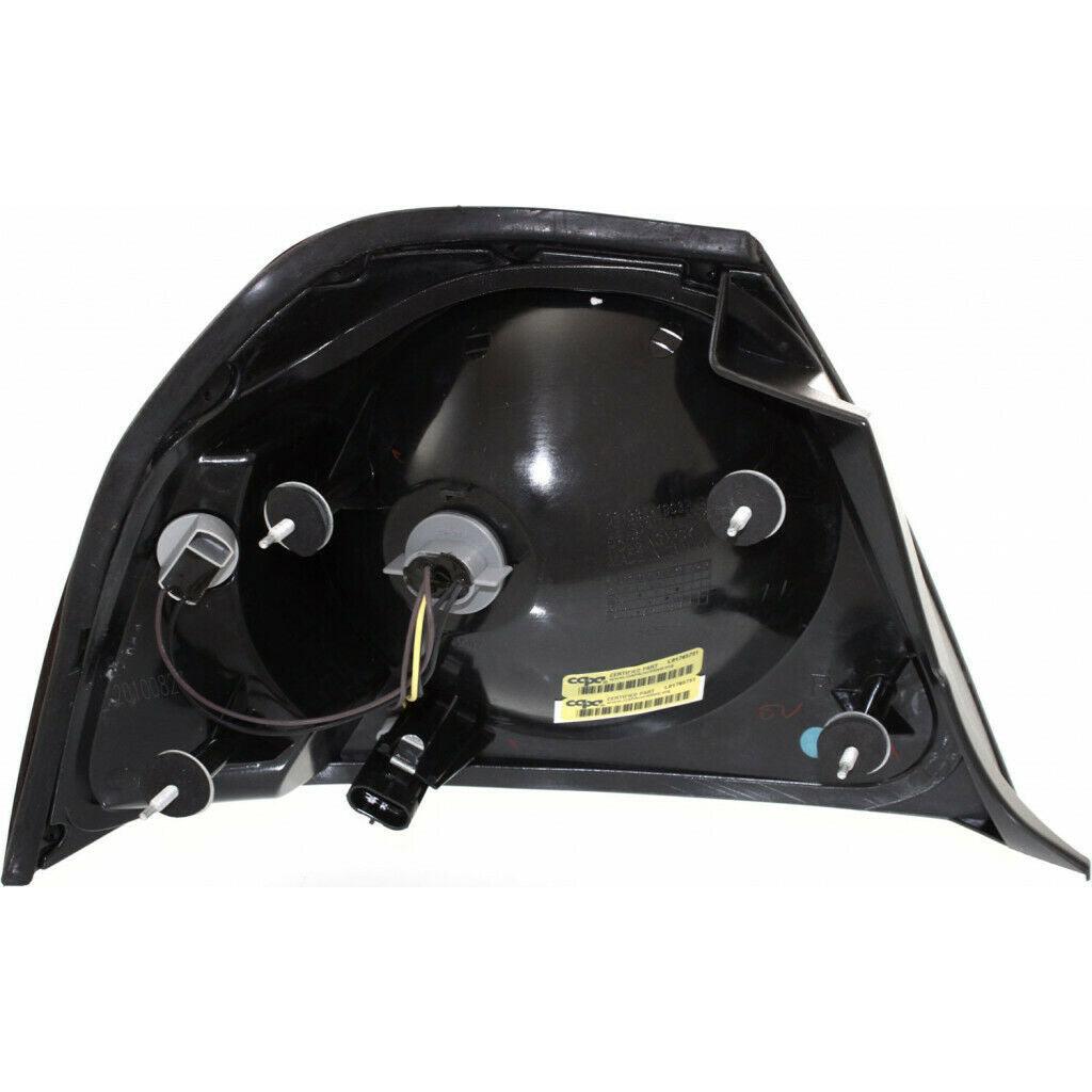 2004-2005 Chevrolet Impala Tail Lamp Passenger Side , GM2801178. High-strength and long-lasting.